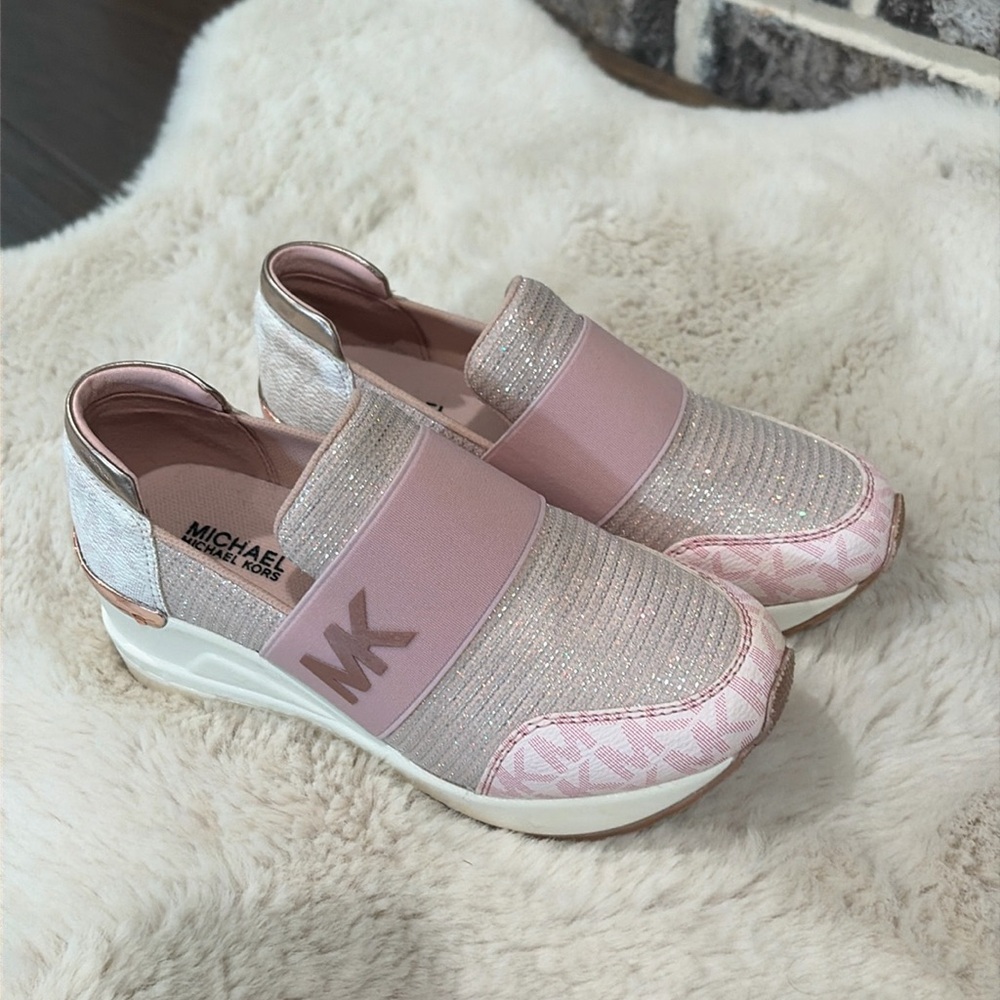 Michael Kors wedge shoes girl size 1